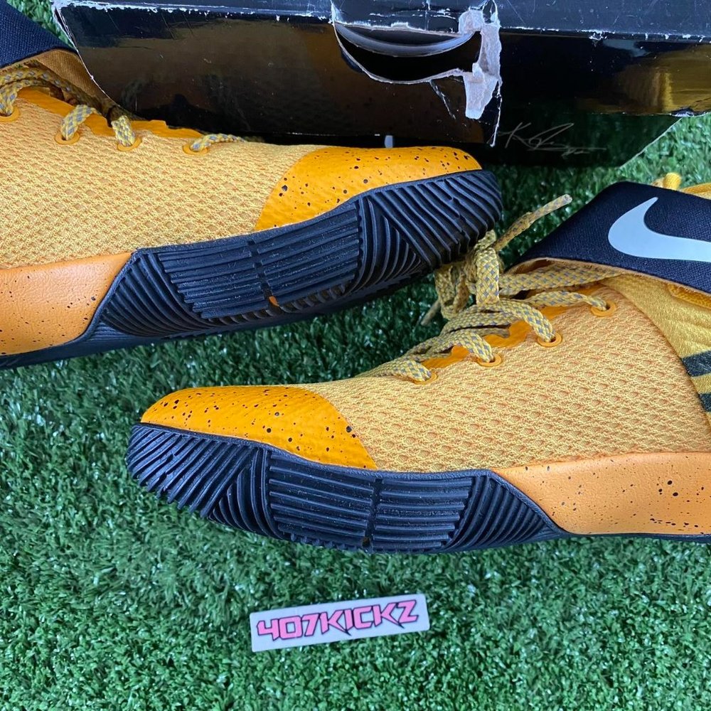 2016 NIKE KYRIE 2 'SCHOOL BUS' 🚌 - Picture 5 of 8